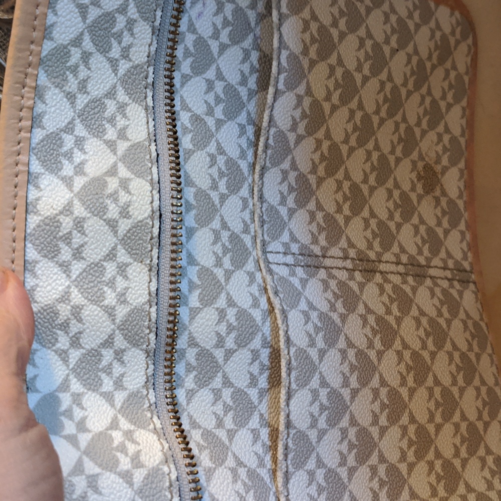 Kate Spade Beige and White Tote Bag - Picture 7 of 10